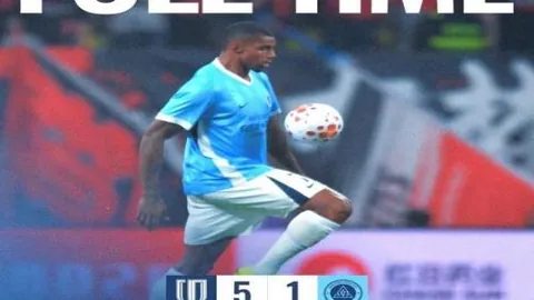 王曼昱击败迪亚兹，挺进重庆赛女单16强